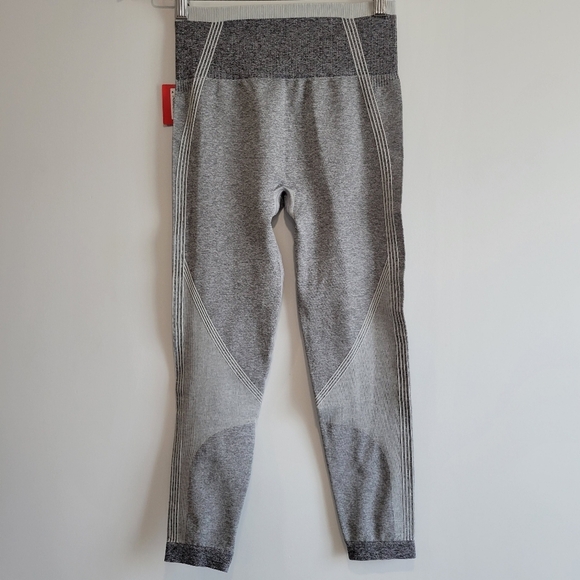 SPANX Seamless Sculpt Legging Spacedye Cloudy Grey Size M - Picture 4 of 12